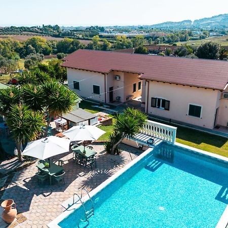 Residence Il Villaggio Del Re Corropoli المظهر الخارجي الصورة